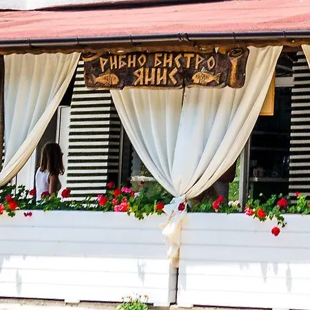 Hotel Yanis Lozenets