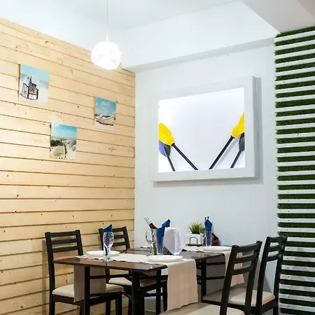 Hotel Yanis