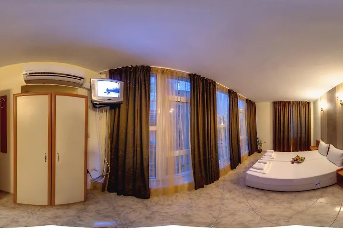 Yanis Hotel Lozenets